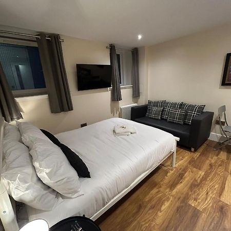 Modern Double Room With Sofa EDI Exterior photo